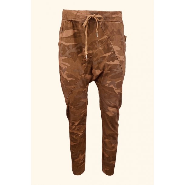 Baggy camouflage pants  strechi  camel one size