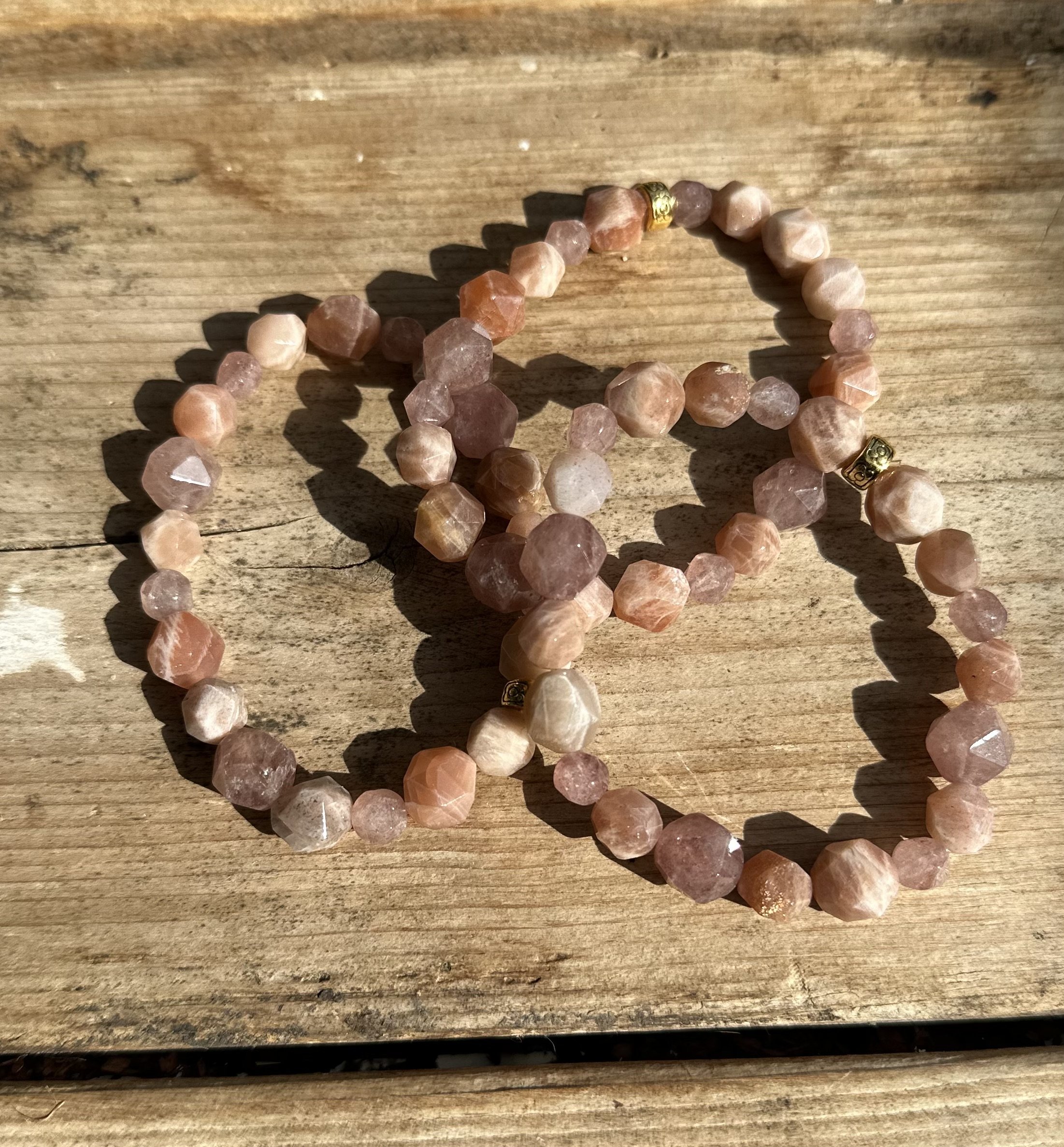 delstenssarmbnd nougat