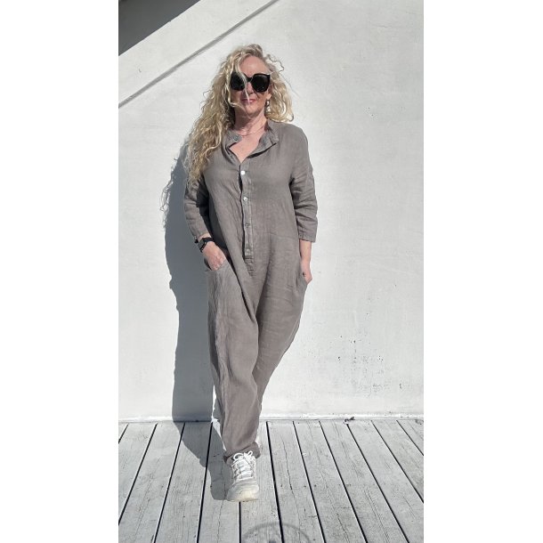 Ellie Jumpsuit h�r S- XL.